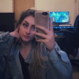 Meet your Posher, Keeley